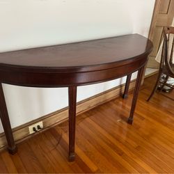 Excellent Condition Half Moon Mahogany  table