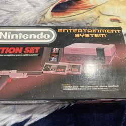 Nintendo NES Gaming Console