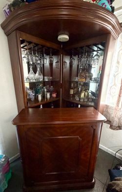 Cherry Wood Corner Bar Cabinet with Hutch