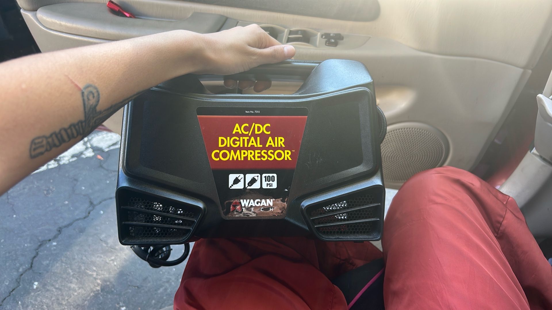 AC/DC Digital Air compressor