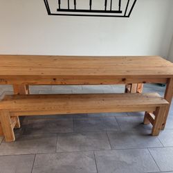  Mesa Rústica + 2 Bancas / Rustic Dining Table + 2 Benches – $245