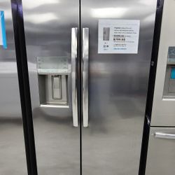 NEW REFRIGERATOR   SIDE BY SIDE  WITH 1 YEAR WARRANTY  /1 AÑO DE GARANTIA POR ESCRITO 