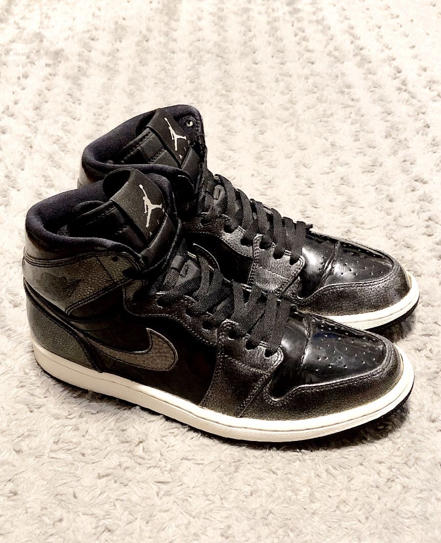 Mens Air Jordan 1 retro high paid $190 size 11 Great condition! Air Jordan Antigravity 1 Retro High "Black Patent" Air Jordan style# 332550 black/bla