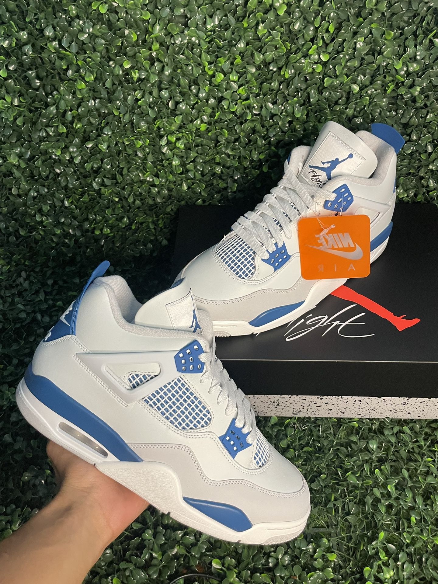 Jordan 4 Military Blue