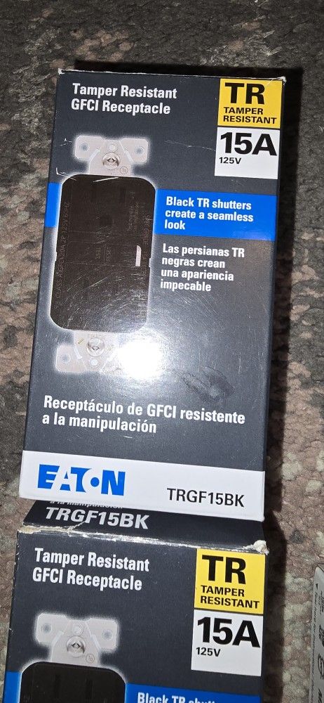 Brand New Black 15amp Outlets W/face Plates