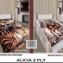 Cobijas doble (2-ply blankets) $50 cada una