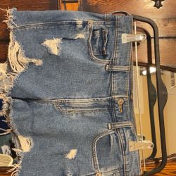 Women’s Mid-rise Shorts