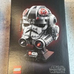 LEGO Star Wars: The Empire Strikes Back AT-AT Driver Helmet