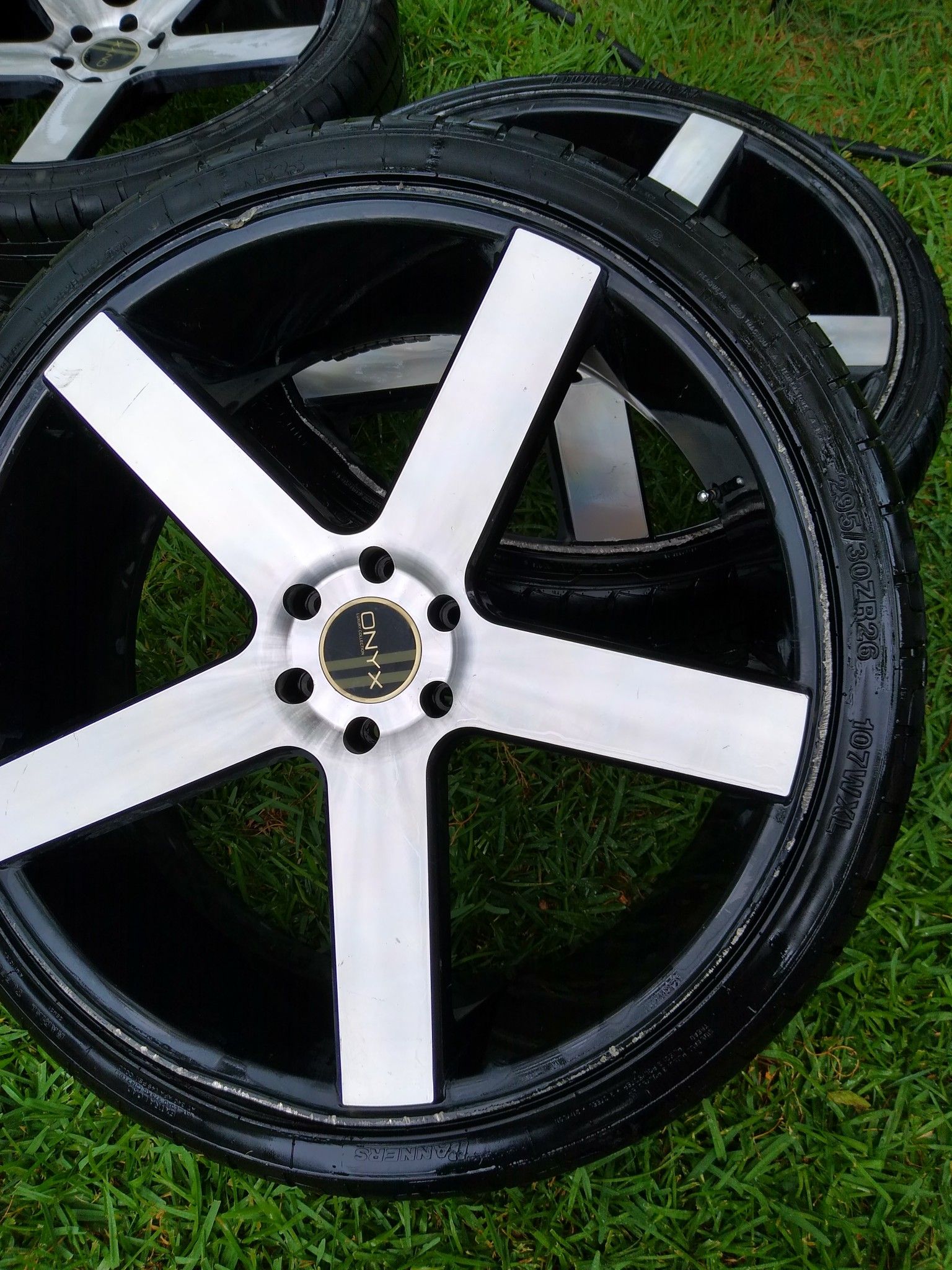 26 inch custom Rims for Sale in Grand Prairie, TX - OfferUp