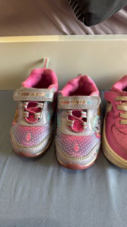 Toddler shoes 6c