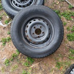 Tire 225/70R15C Spare Used