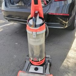 3 Different Bissel And Hoover Brand Vacuums .