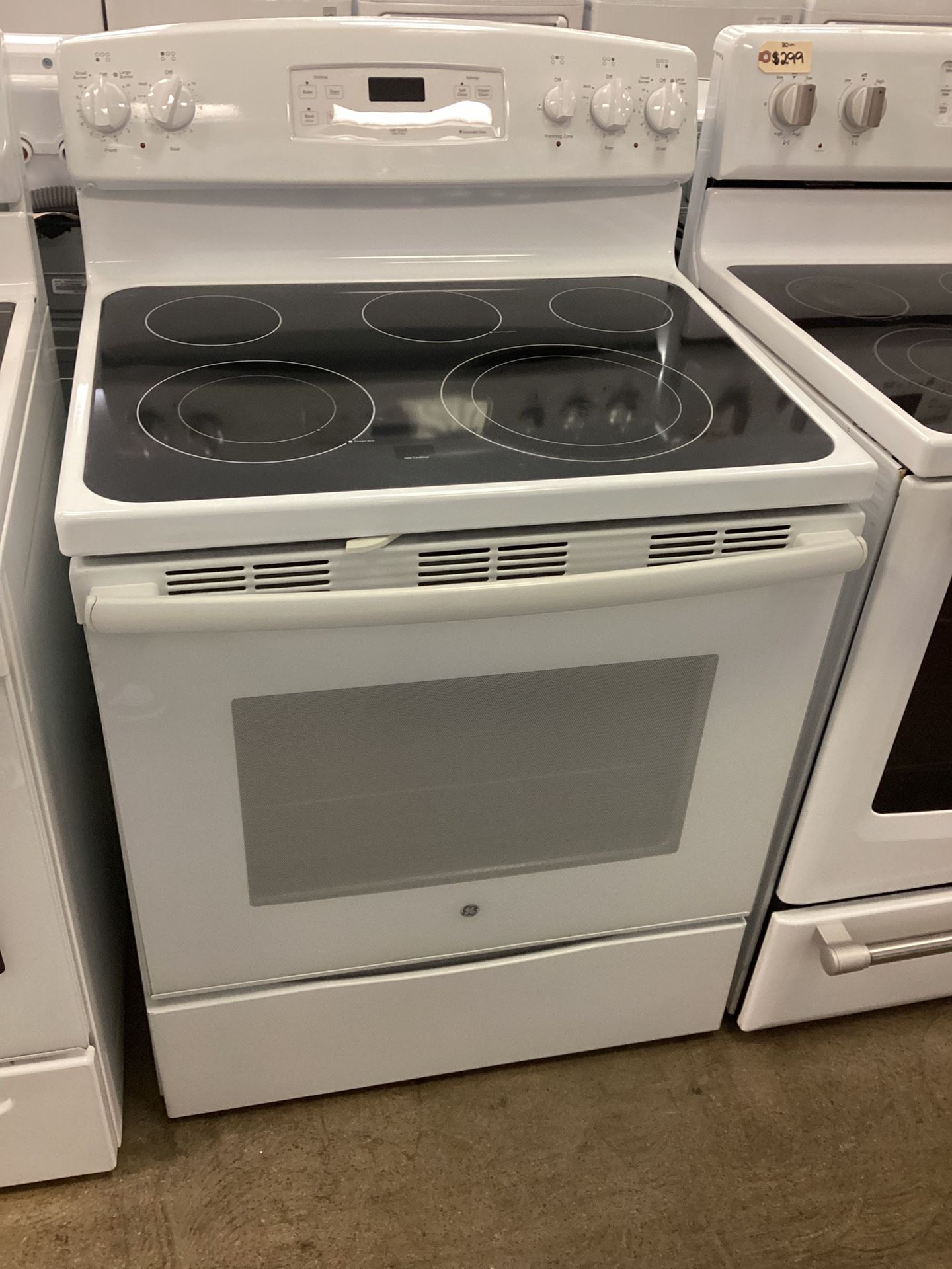 GE 30 in. 5 Burners Glass Top Electric Stove