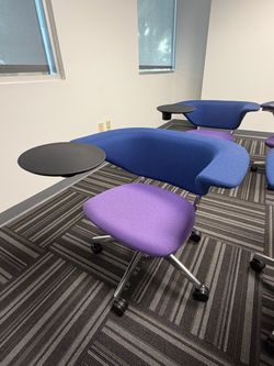Desk+chair