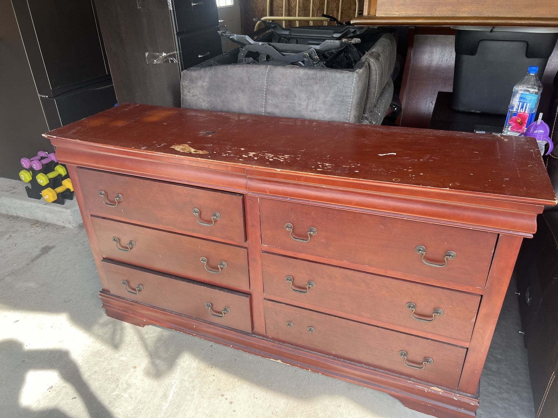 Dresser