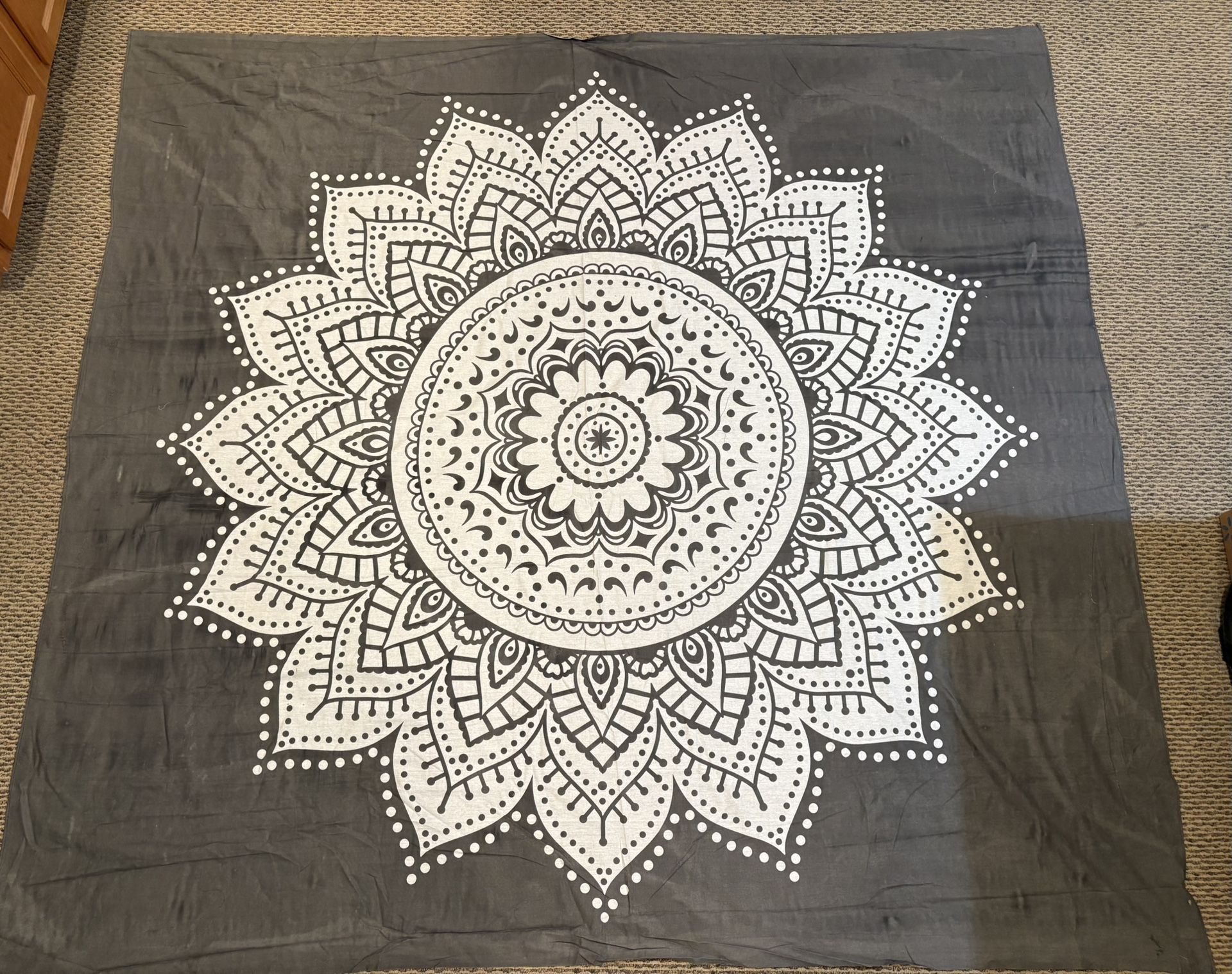 Mandala henna tapestry Gray/ white LARGE 100% Cotton