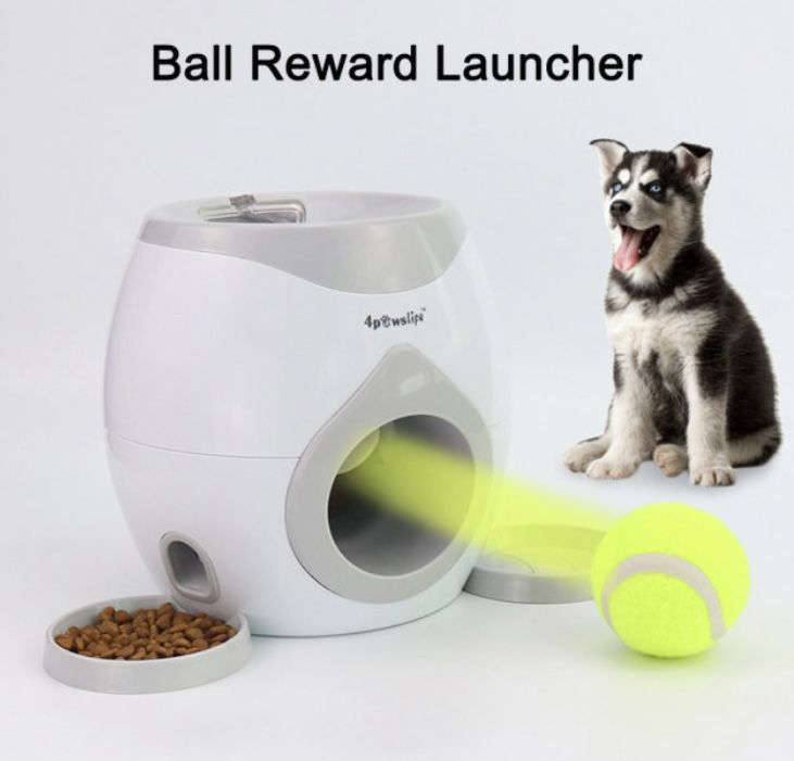 Interactive Dog Training Treat Dispenser With Two Tennis Balls