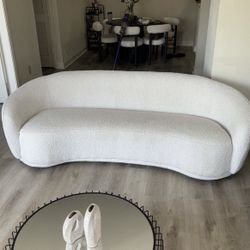 Foyzul 90” Rolled Arm Chesterfield Sofa (BRAND NEW)