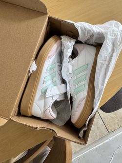 Girl Shoes