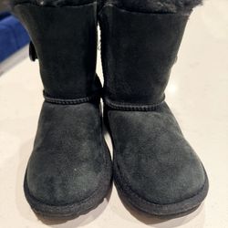 Uggs Size 10 Toddler Girl