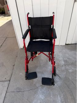 19 inches wide transport/ wheelchair in excellent condition