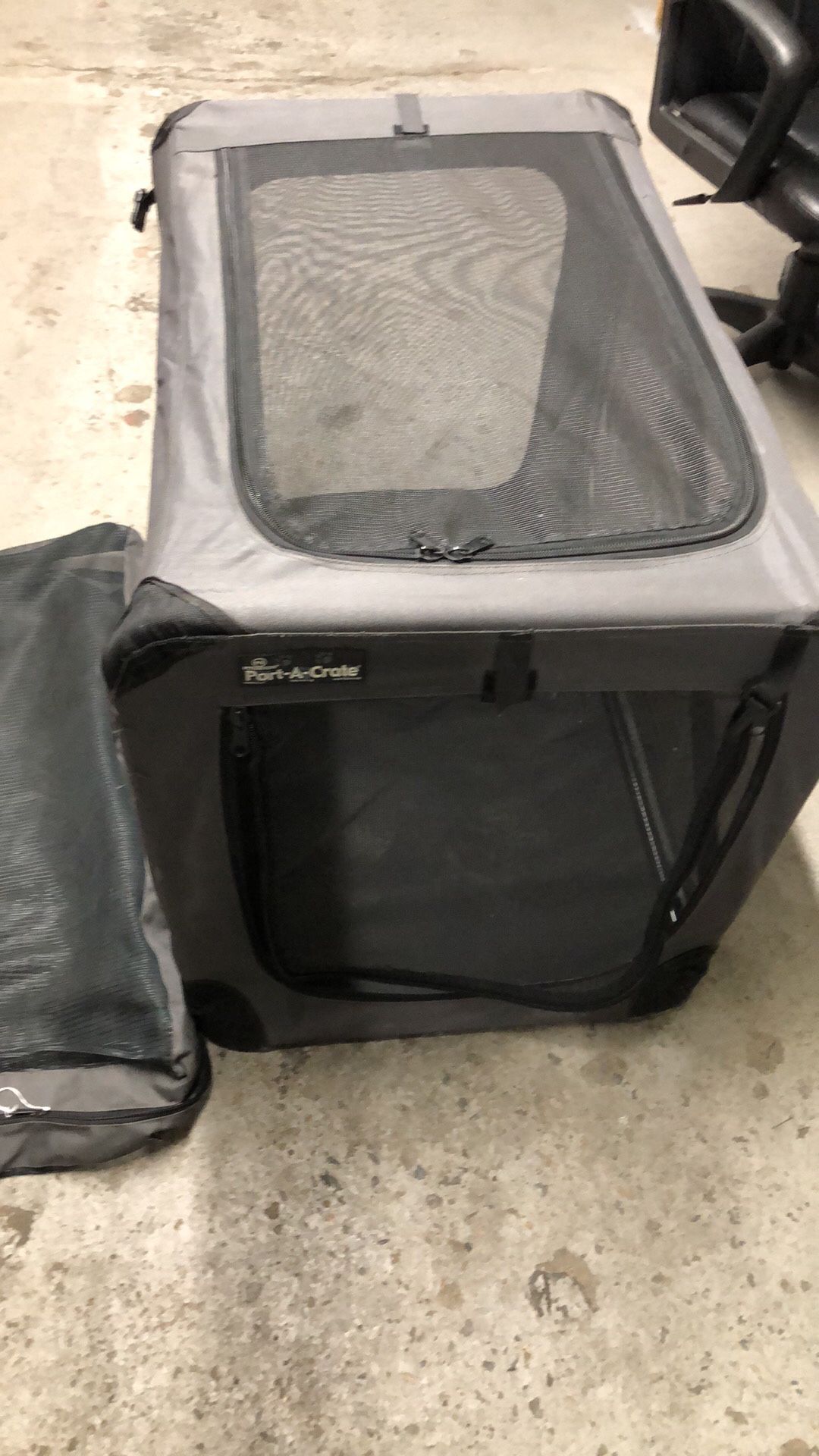 38”x23”x28”h Port-A- crate Good condition almost new