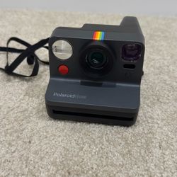 Polaroid Now 