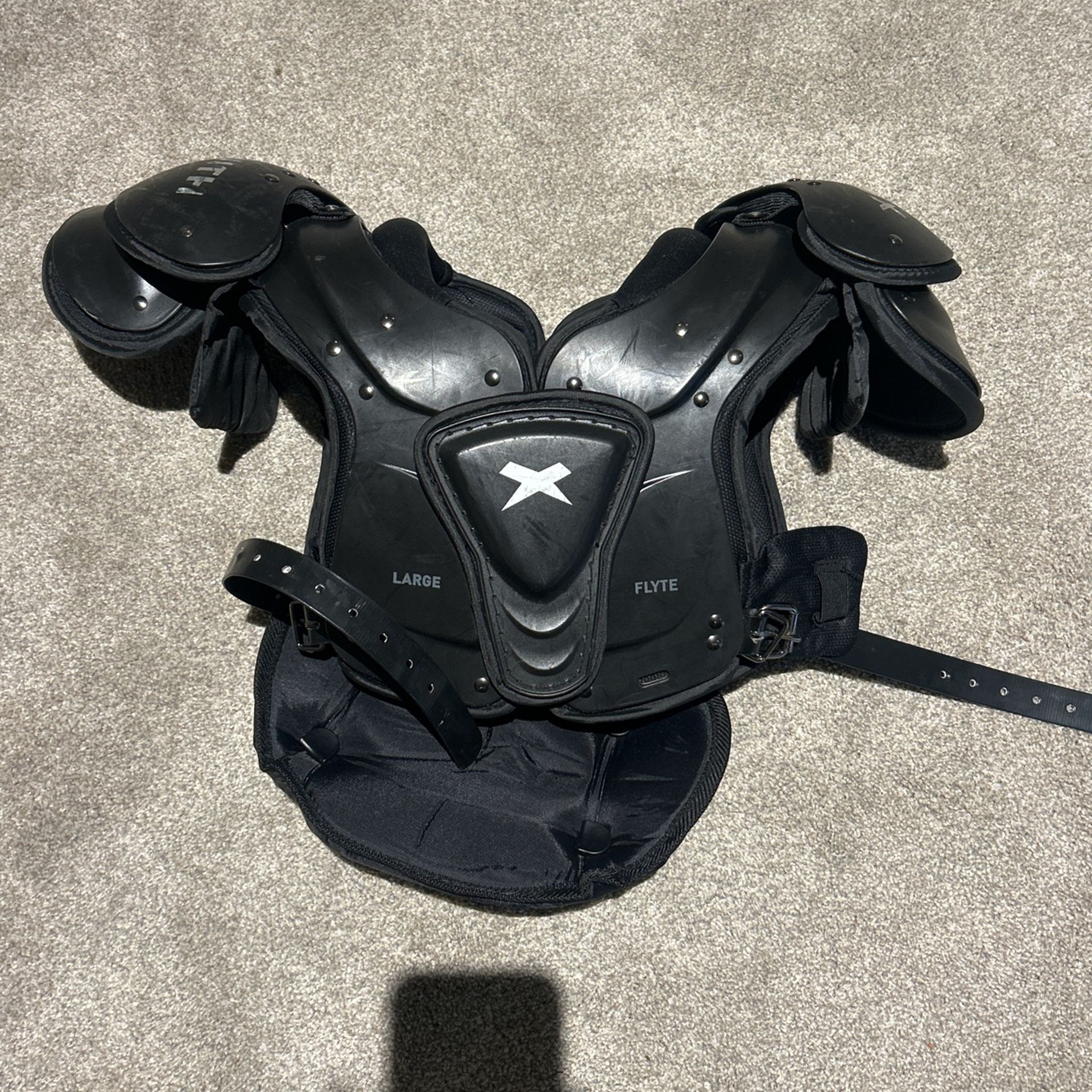 Xenith shoulder pads   
