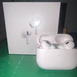 AirPod 2nd Generation With MagSafe Case 