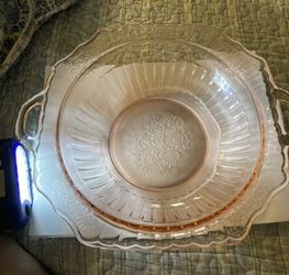 Antique pink depression glass vegetable serving bowl