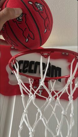 Icecream Basketball Hoop