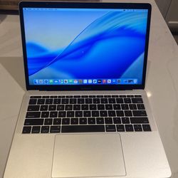 MacBook Pro 13 inch space gray
