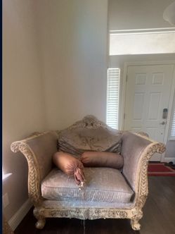 Single Couch 