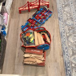 Thomas Train Toy Collection With Wooden Track