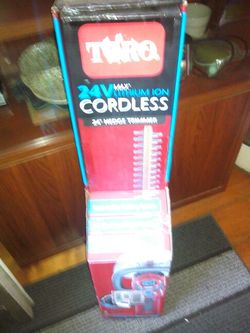 Hedge trimmer cordless