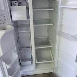 Refrigerator In working Condition 