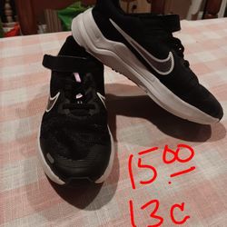 Boys Shoes Nike