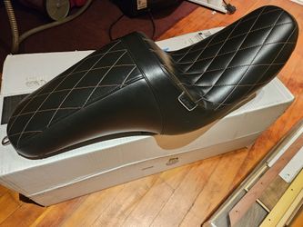 2001 Wide glide seat