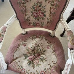 Antique Style Chair 