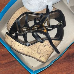 Black And Gold Wedges 8