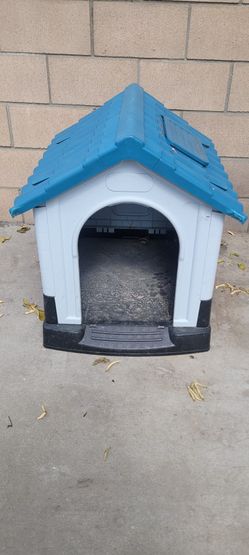Dog house