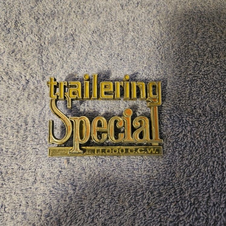 Chevy/GMC "Trailering Special" Emblem