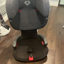 Uppa Baby Alta High Back Booster 