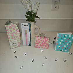 Strawberry & Pink Theme Stationary/Sticky Note Gift Set (4 piece)