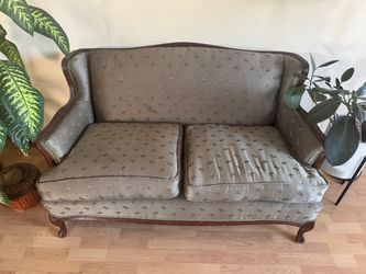 Vintage Louis XV-Style Carved Wood Settee / Loveseat – As Is