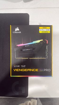 32GB DDR4 CORSAIR BRAND NEW
