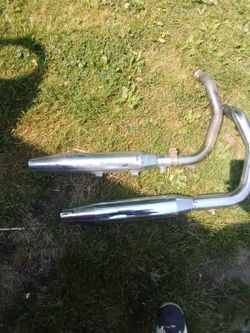 Harley Davidson Exhaust Pipes. $100 Obo