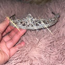Tiara🎀