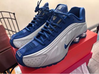 Nike shock size 9.5  new
