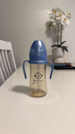 Grosmimi toddler straw cup